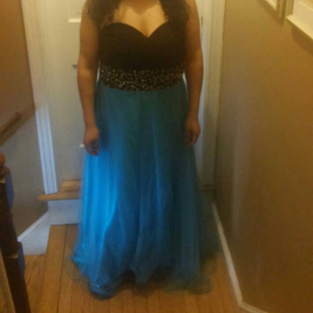 COPY - *SALE* Black &Turquoise Prom Dress w/ Sequin Waist